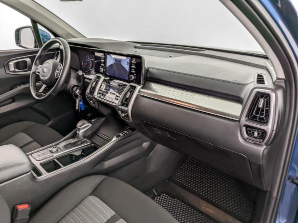 Kia Sorento IV с пробегом 2021 года, цена 4 050 000 рублей, 13767 км, внедорожник, Автокод Объявления