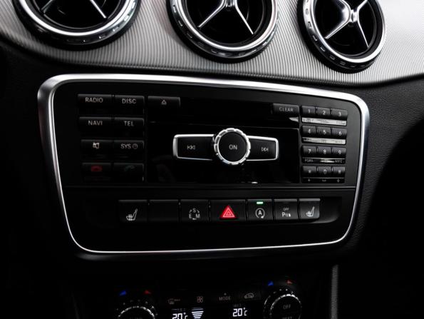 Mercedes-Benz GLA I (X156) с пробегом 2015 года, цена 1 899 000 рублей, 134139 км, внедорожник, Автокод Объявления