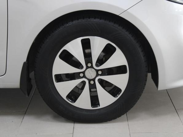 Kia Rio III с пробегом 2015 года, цена 899 900 рублей, 176940 км, хэтчбек, Автокод Объявления