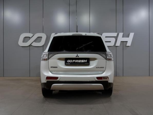 Mitsubishi Outlander III Рестайлинг с пробегом 2014 года, цена 1 699 000 рублей, 191063 км, внедорожник, Автокод Объявления