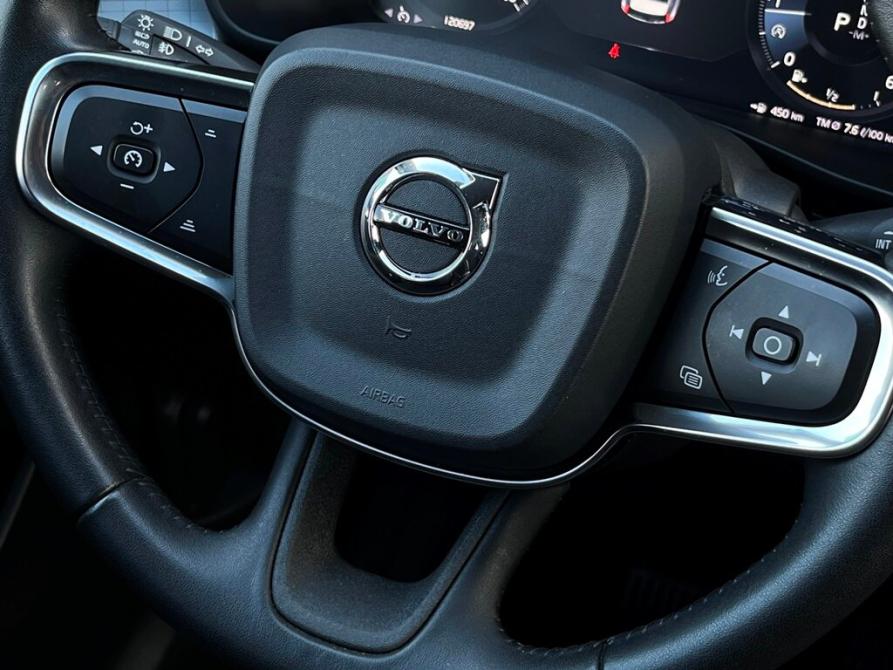 Volvo XC40 I Санкт-Петербург  - изображение 22