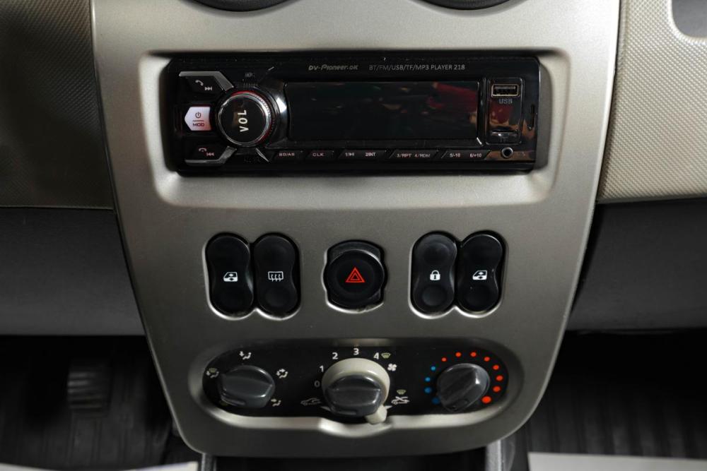 Renault Logan I Рестайлинг Тюмень  - изображение 15