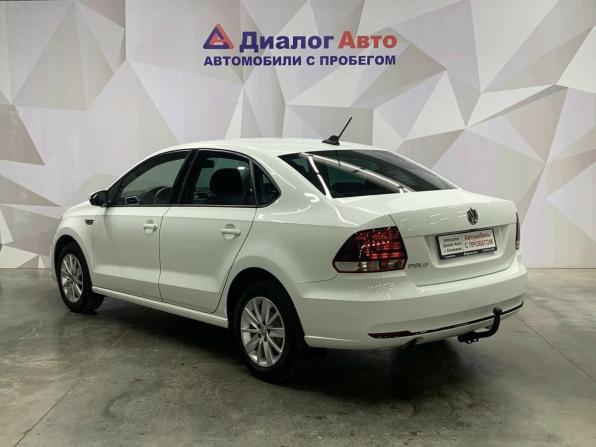 Volkswagen Polo V Рестайлинг с пробегом 2019 года, цена 1 180 000 рублей, 105506 км, седан, Автокод Объявления