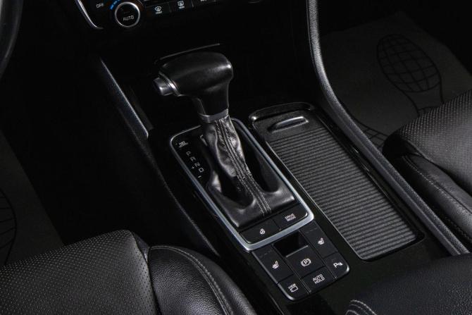 Kia Optima IV с пробегом 2018 года, цена 1 899 000 рублей, 91000 км, седан, Автокод Объявления