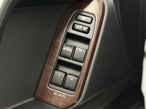 Toyota Land Cruiser Prado 150 Series Рестайлинг 1 с пробегом 2014 года, цена 3 490 000 рублей, 169489 км, внедорожник, Автокод Объявления