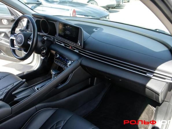 Hyundai Elantra VII (CN7) с пробегом 2021 года, цена 1 883 000 рублей, 103000 км, седан, Автокод Объявления