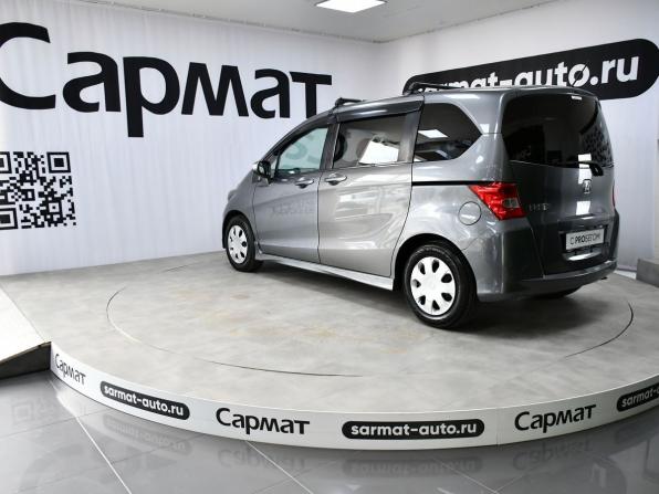 Honda Freed I с пробегом 2009 года, цена 867 000 рублей, 170470 км, компактвэн, Автокод Объявления