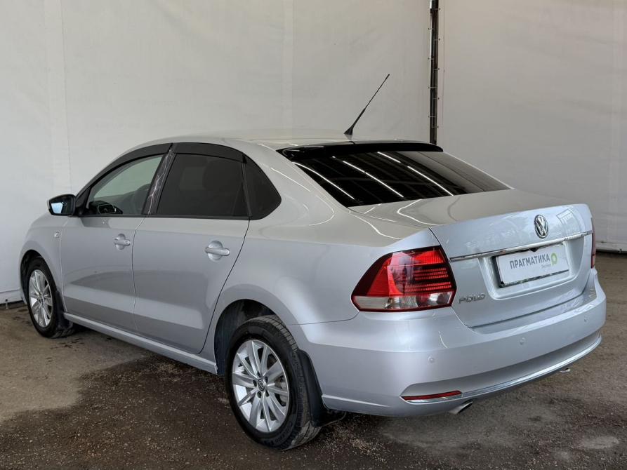 Volkswagen Polo V Рестайлинг Псков  - изображение 4