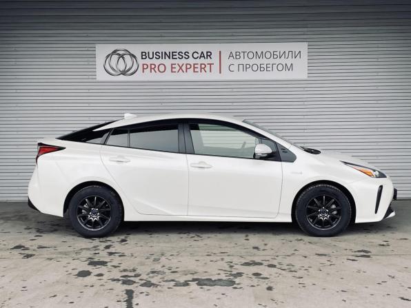 Toyota Prius IV Рестайлинг (XW50) с пробегом 2019 года, цена 2 329 000 рублей, 68974 км, хэтчбек, Автокод Объявления