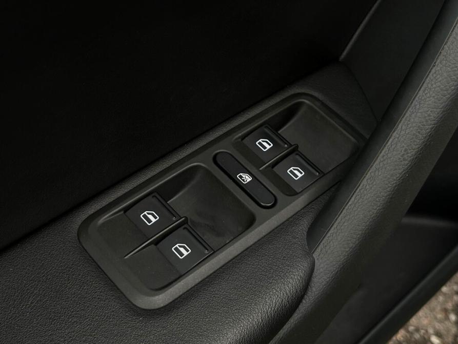 Skoda Yeti I Рестайлинг Санкт-Петербург  - изображение 20