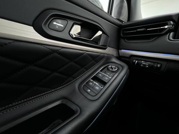 Exeed TXL I Рестайлинг с пробегом 2023 года, цена 2 520 000 рублей, 54472 км, внедорожник, Автокод Объявления