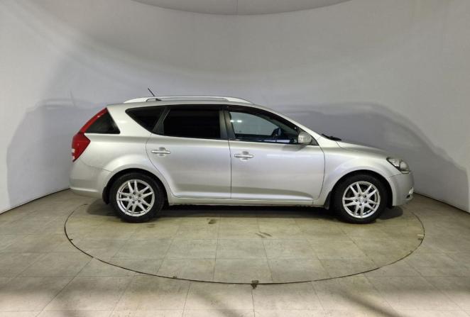 Kia Ceed I Рестайлинг с пробегом 2011 года, цена 830 000 рублей, 208284 км, универсал, Автокод Объявления