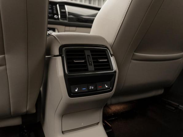 Skoda Kodiaq I с пробегом 2017 года, цена 3 080 000 рублей, 68006 км, внедорожник, Автокод Объявления