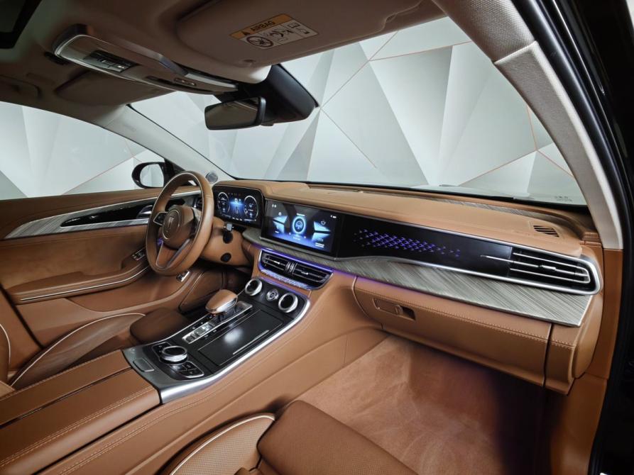 Hongqi H9 I Москва  - изображение 12