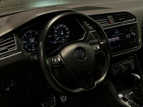Volkswagen Tiguan II с пробегом 2018 года, цена 2 899 000 рублей, 98523 км, внедорожник, Автокод Объявления
