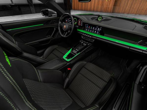 Porsche 911 VIII (992) с пробегом 2024 года, цена 19 380 000 рублей, 6464 км, купе, Автокод Объявления