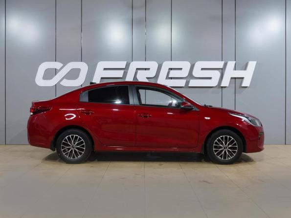 Kia Rio IV с пробегом 2019 года, цена 1 349 000 рублей, 82972 км, седан, Автокод Объявления