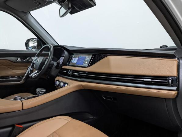 Changan CS95 I Рестайлинг 2 с пробегом 2023 года, цена 2 870 000 рублей, 30279 км, внедорожник, Автокод Объявления