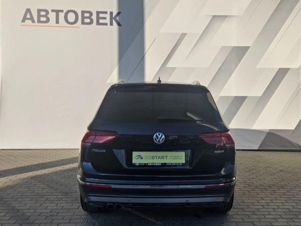 Volkswagen Tiguan II с пробегом 2019 года, цена 2 480 000 рублей, 140764 км, внедорожник, Автокод Объявления
