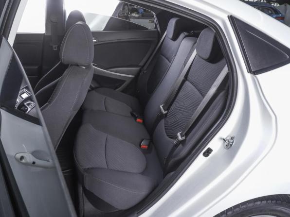 Hyundai Solaris I Рестайлинг с пробегом 2016 года, цена 1 370 000 рублей, 71331 км, седан, Автокод Объявления