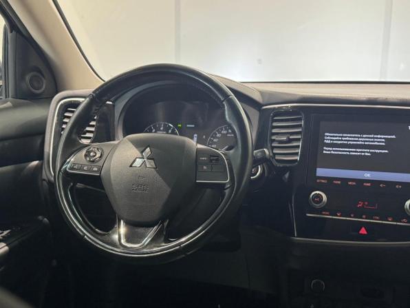 Mitsubishi Outlander III Рестайлинг 3 с пробегом 2020 года, цена 2 490 000 рублей, 116000 км, внедорожник, Автокод Объявления
