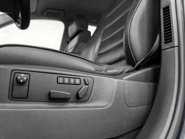 Volkswagen Touareg I с пробегом 2005 года, цена 799 000 рублей, 185325 км, внедорожник, Автокод Объявления