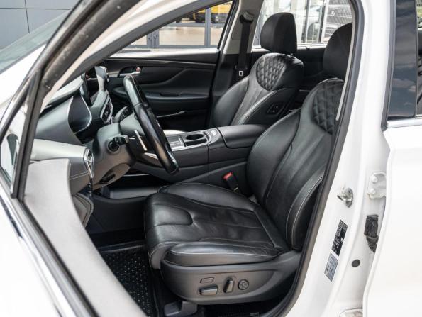 Hyundai Santa Fe IV Рестайлинг с пробегом 2022 года, цена 2 800 000 рублей, 159638 км, внедорожник, Автокод Объявления