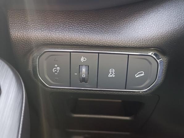 Haval Jolion I с пробегом 2022 года, цена 1 745 000 рублей, 44196 км, внедорожник, Автокод Объявления