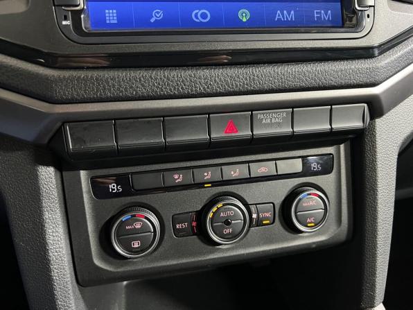 Volkswagen Amarok I Рестайлинг с пробегом 2016 года, цена 2 598 800 рублей, 278551 км, пикап, Автокод Объявления