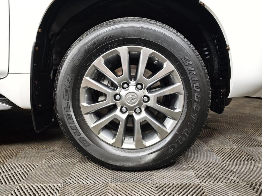 Toyota Land Cruiser Prado 150 Series Рестайлинг 2 Москва  - изображение 9