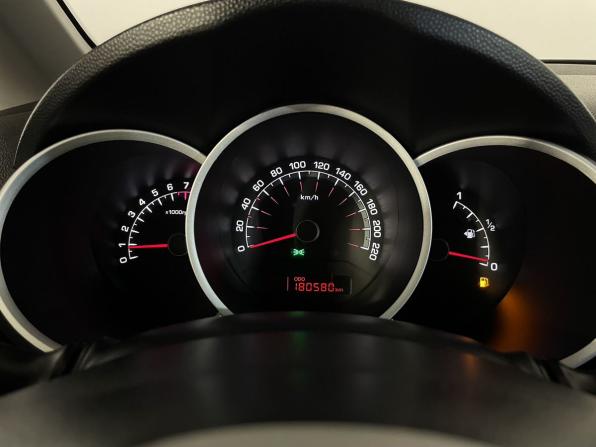 Kia Venga I с пробегом 2013 года, цена 719 900 рублей, 180579 км, компактвэн, Автокод Объявления
