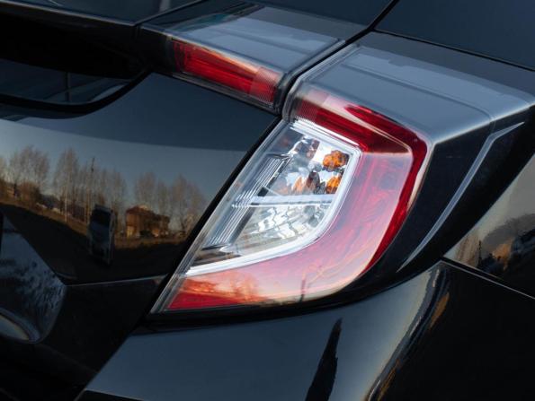 Honda Civic X Рестайлинг с пробегом 2019 года, цена 1 800 000 рублей, 105902 км, хэтчбек, Автокод Объявления