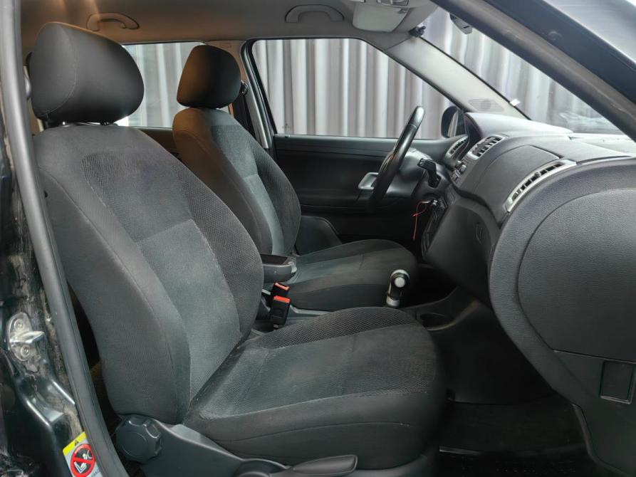 Skoda Fabia II Москва  - изображение 8