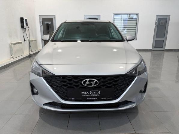 Hyundai Solaris II Рестайлинг с пробегом 2022 года, цена 1 587 000 рублей, 45347 км, седан, Автокод Объявления