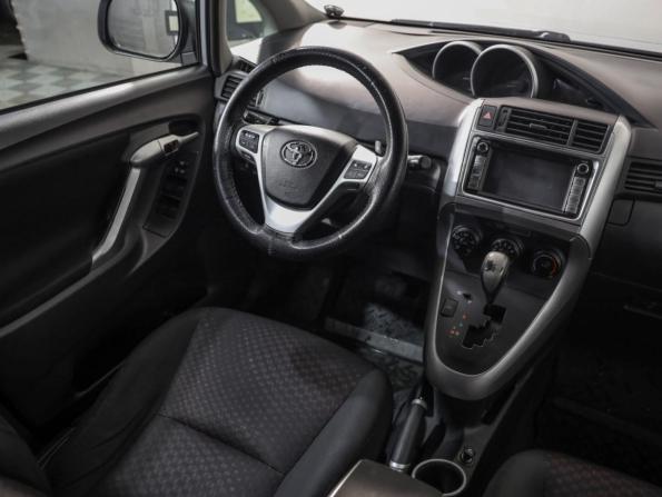 Toyota Verso I с пробегом 2010 года, цена 779 000 рублей, 226301 км, компактвэн, Автокод Объявления