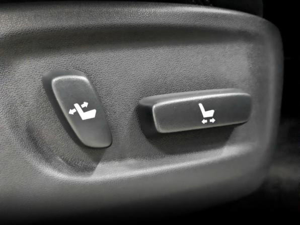 Toyota Land Cruiser Prado 150 Series Рестайлинг 3 с пробегом 2020 года, цена 5 935 000 рублей, 52428 км, внедорожник, Автокод Объявления