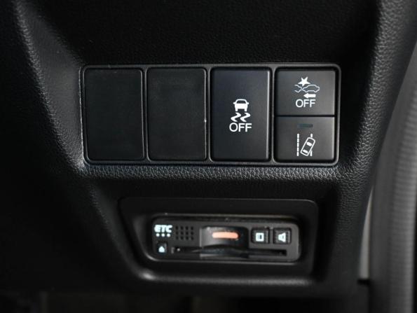 Honda Stepwgn V Рестайлинг с пробегом 2019 года, цена 2 219 000 рублей, 117547 км, минивэн, Автокод Объявления
