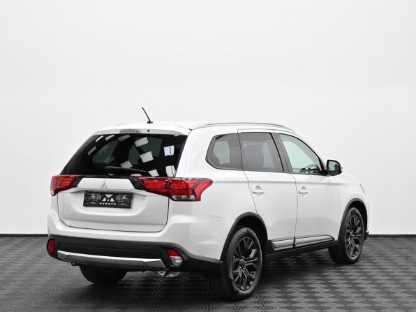 Mitsubishi Outlander III Рестайлинг 2 с пробегом 2016 года, цена 1 699 000 рублей, 102000 км, внедорожник, Автокод Объявления