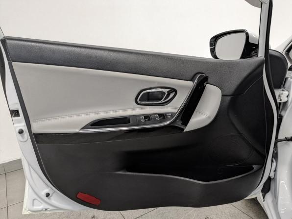 Kia Ceed II Рестайлинг с пробегом 2017 года, цена 1 390 000 рублей, 106671 км, универсал, Автокод Объявления