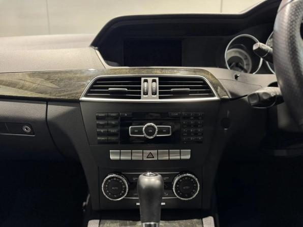 Mercedes-Benz C-Класс III (W204) Рестайлинг с пробегом 2011 года, цена 1 330 000 рублей, 78830 км, седан, Автокод Объявления