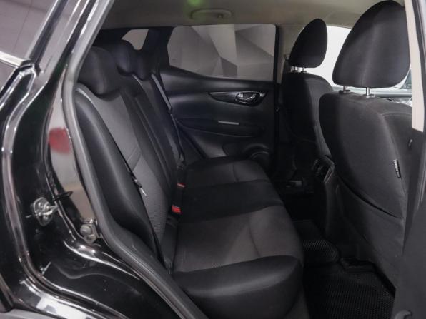 Nissan Qashqai II с пробегом 2017 года, цена 1 694 000 рублей, 158000 км, внедорожник, Автокод Объявления
