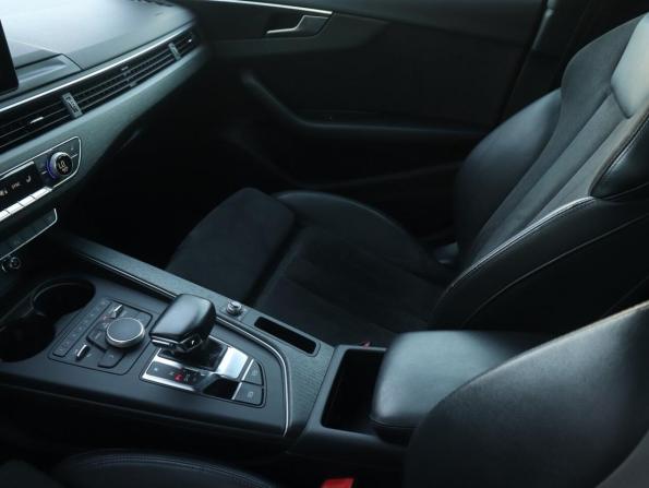 Audi A5 II (F5) с пробегом 2019 года, цена 2 974 000 рублей, 109608 км, лифтбек, Автокод Объявления