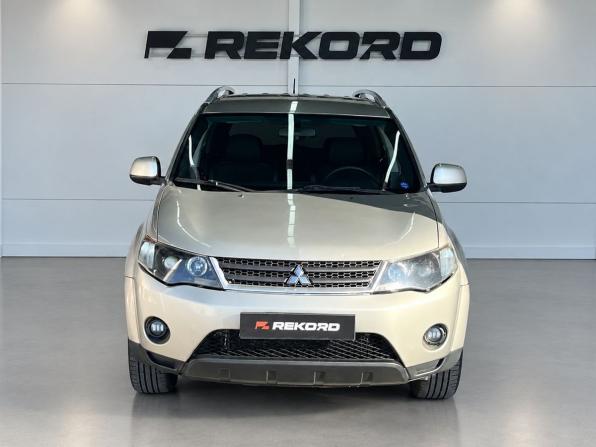 Mitsubishi Outlander II с пробегом 2008 года, цена 969 000 рублей, 259953 км, внедорожник, Автокод Объявления