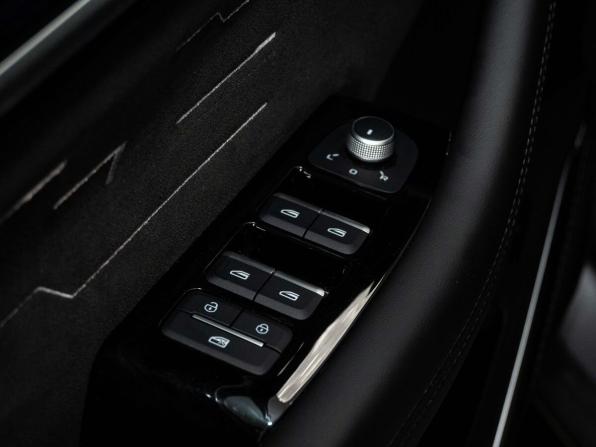 Geely Monjaro I с пробегом 2024 года, цена 3 398 000 рублей, 29600 км, внедорожник, Автокод Объявления