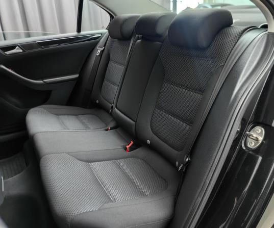 Volkswagen Jetta VI Рестайлинг с пробегом 2016 года, цена 1 219 000 рублей, 181491 км, седан, Автокод Объявления