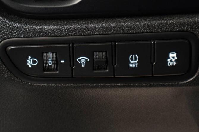 Kia Rio IV с пробегом 2017 года, цена 1 459 000 рублей, 72000 км, седан, Автокод Объявления