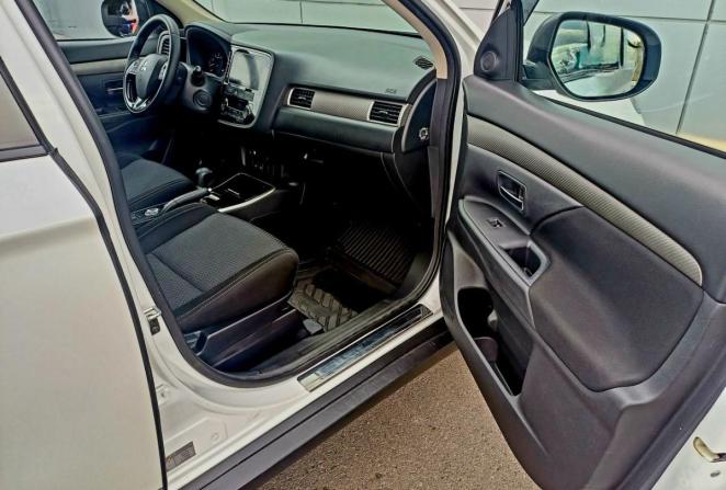 Mitsubishi Outlander III Рестайлинг 2 с пробегом 2018 года, цена 1 880 000 рублей, 217483 км, внедорожник, Автокод Объявления