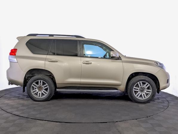 Toyota Land Cruiser Prado 150 Series с пробегом 2012 года, цена 2 700 000 рублей, 283219 км, внедорожник, Автокод Объявления