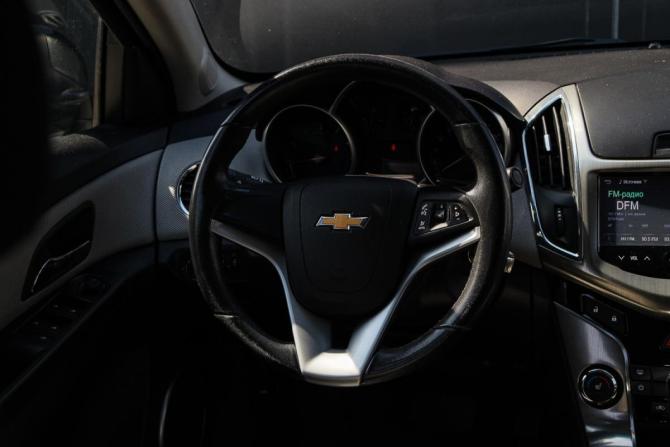 Chevrolet Cruze I Рестайлинг с пробегом 2015 года, цена 770 000 рублей, 123803 км, седан, Автокод Объявления