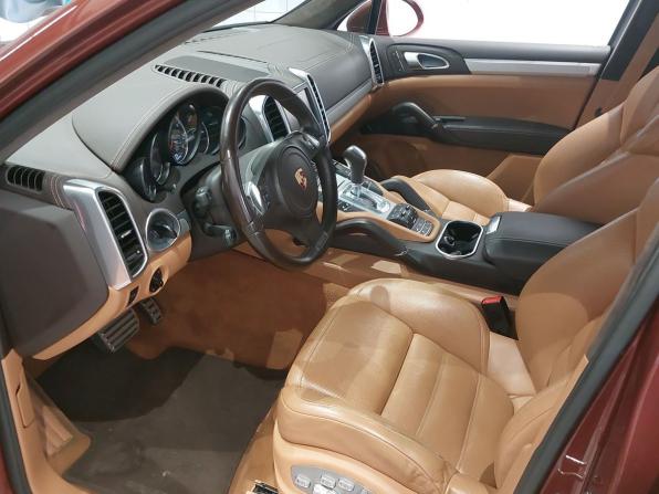 Porsche Cayenne II (958) с пробегом 2011 года, цена 2 520 000 рублей, 87463 км, внедорожник, Автокод Объявления